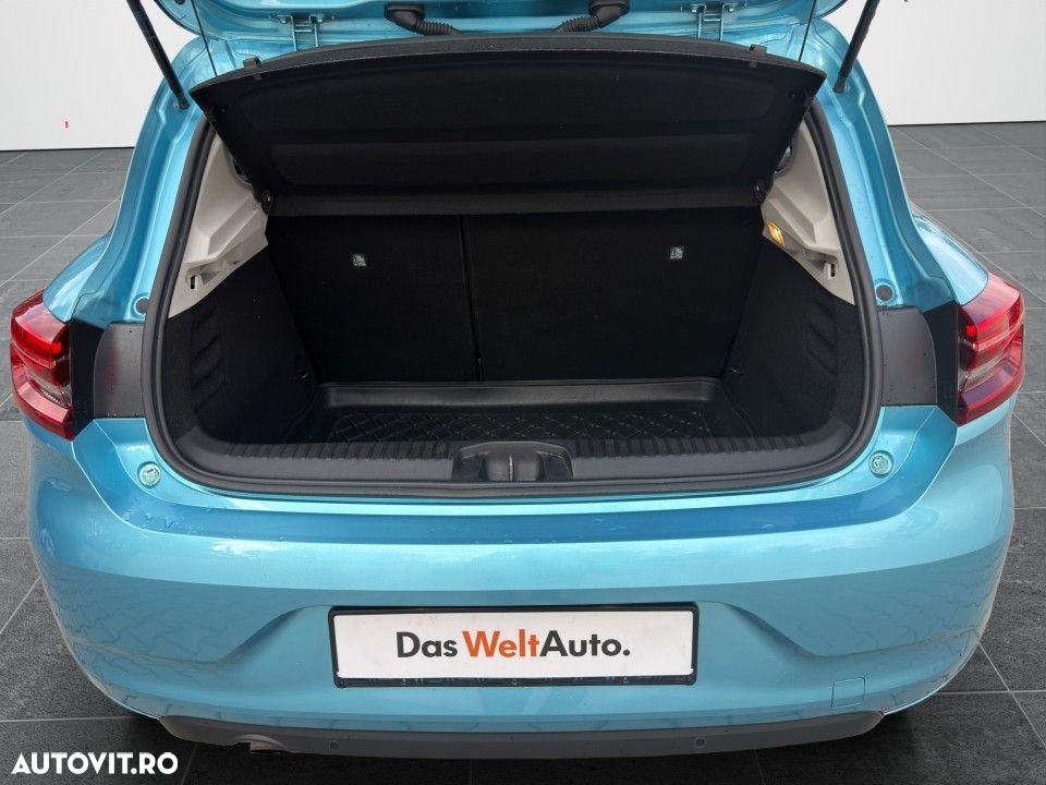 Renault Clio - 12