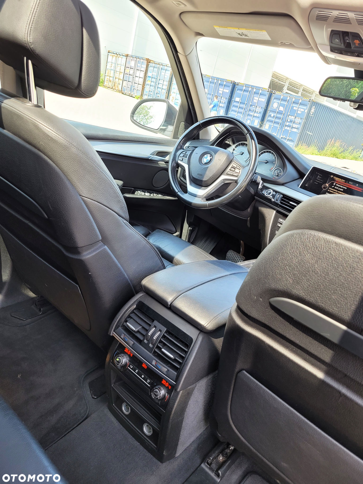 BMW X5 xDrive35i - 11