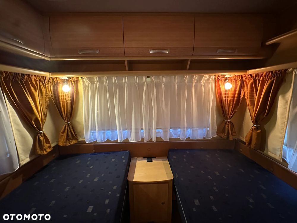 Dethleffs 510 CAMPER z napędem i przedsionkiem pompowanym !!! - 33
