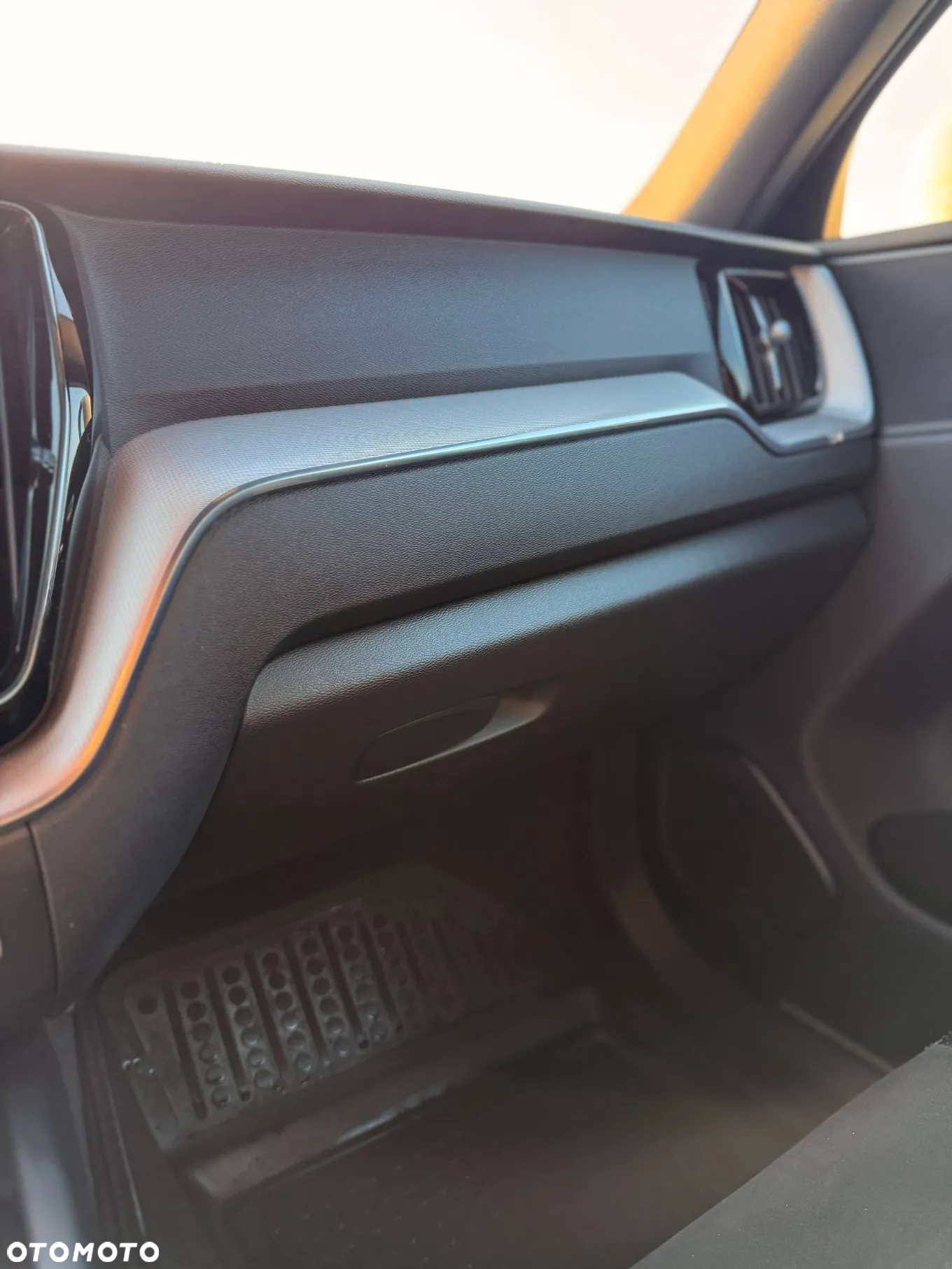 Volvo XC 60 T6 AWD R-Design - 29