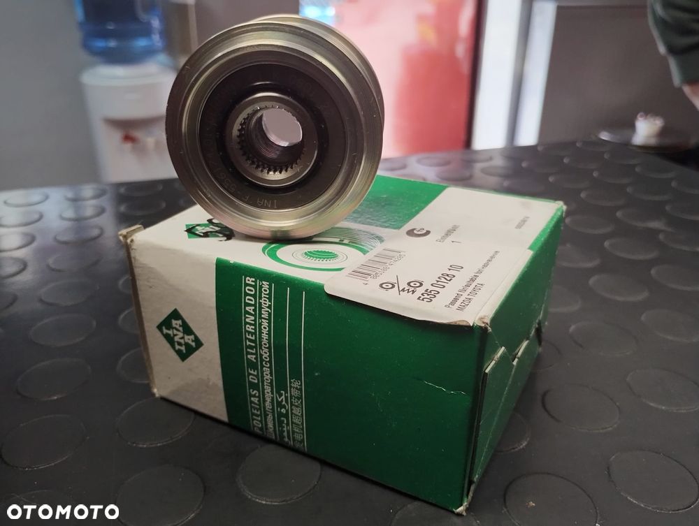koło pasowe alternatora - 2