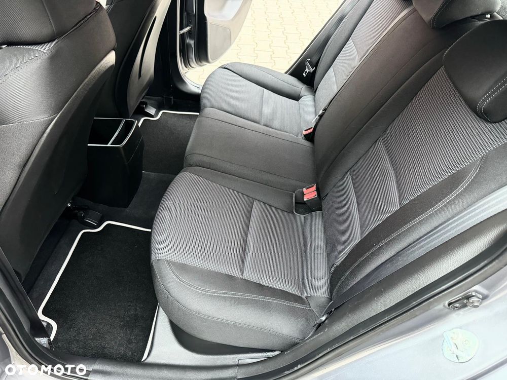 Hyundai i30 1.4 Premium - 16