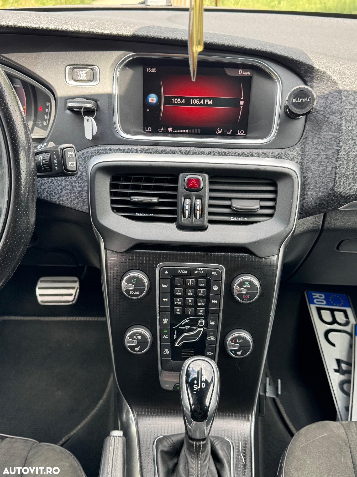 Volvo V40 D3 Geartronic R Design - 7