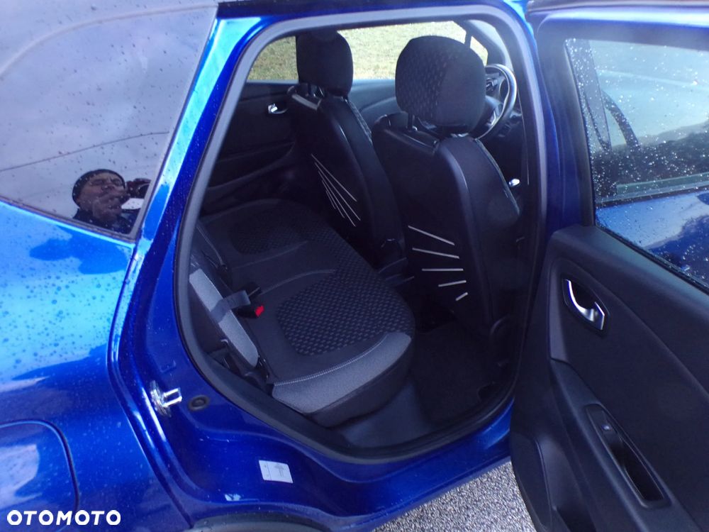 Renault Captur (ENERGY) TCe 90 BOSE EDITION - 24