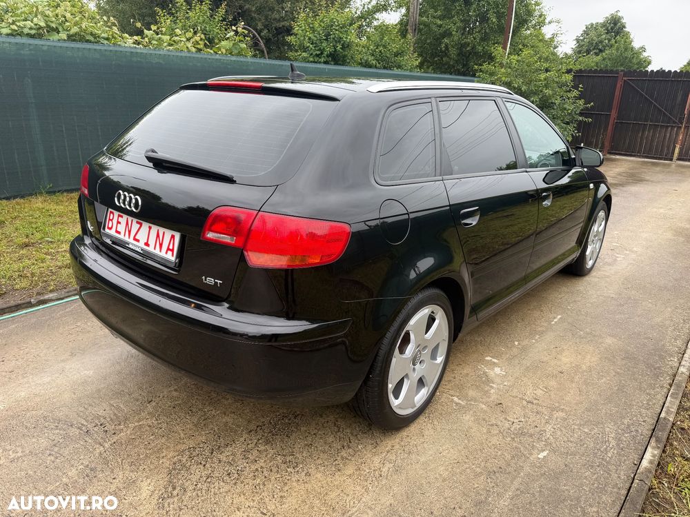 Audi A3 1.8 TFSI Attraction - 2