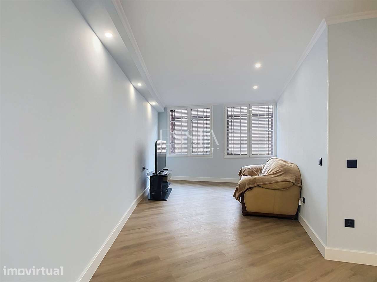 Apartamento T1 na Baixa do Porto - Grande imagem: 5/12