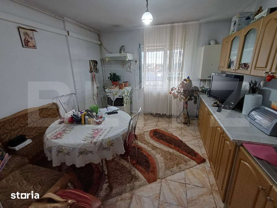 Apartament cu 2 camere, 58 mp, decomandat, zona Debarcader — fotografia 1