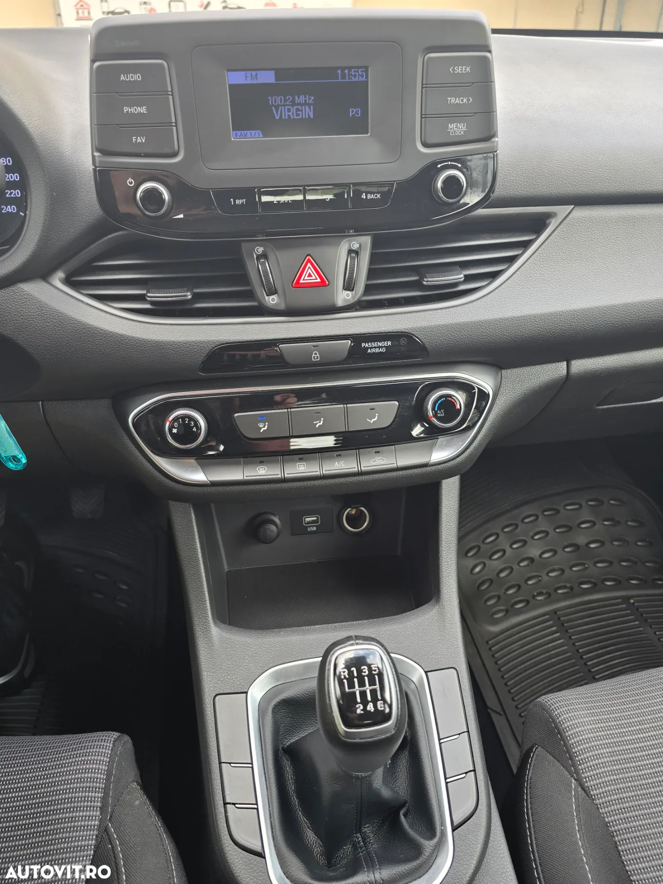 Hyundai i30 1.5 110CP 5DR M/T Comfort - 16