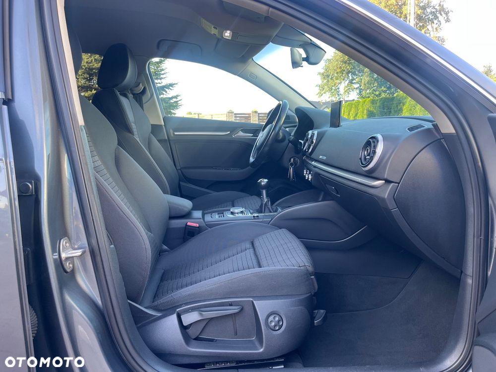 Audi A3 Sportback 2.0 TDI (clean diesel) Attraction - 18