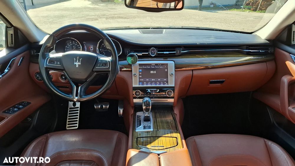 Maserati Quattroporte - 14