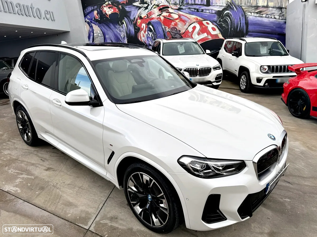 BMW iX3 Inspiring - 44