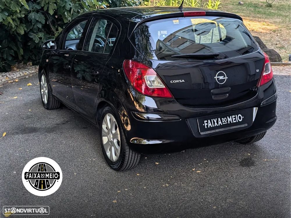 Opel Corsa 1.2 Enjoy - 4