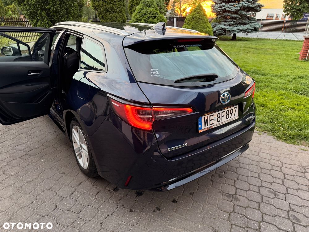 Toyota Corolla 1.8 Hybrid Comfort - 27