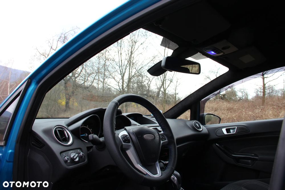 Ford Fiesta 1.6 Ti-VCT Titanium - 21