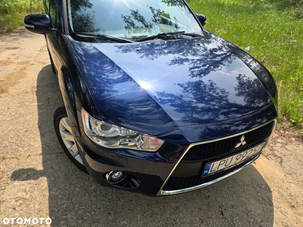 Mitsubishi Outlander - 13