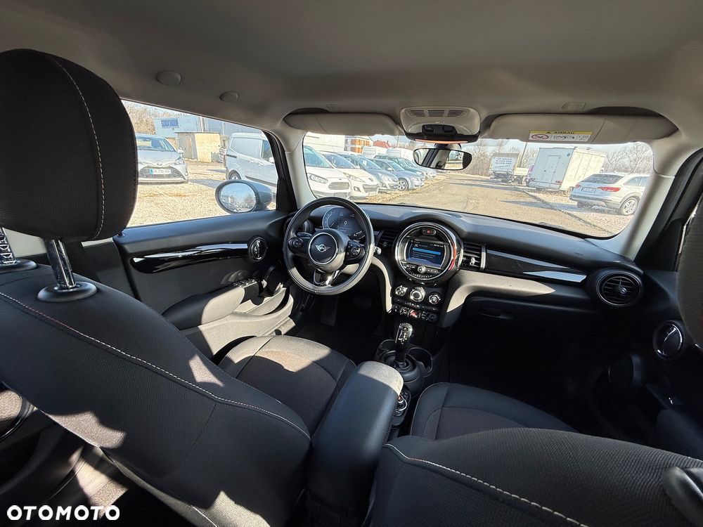 MINI ONE Standard - 16