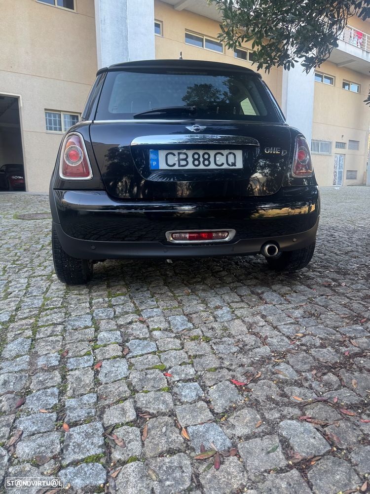 MINI 3 Portas One D - 3