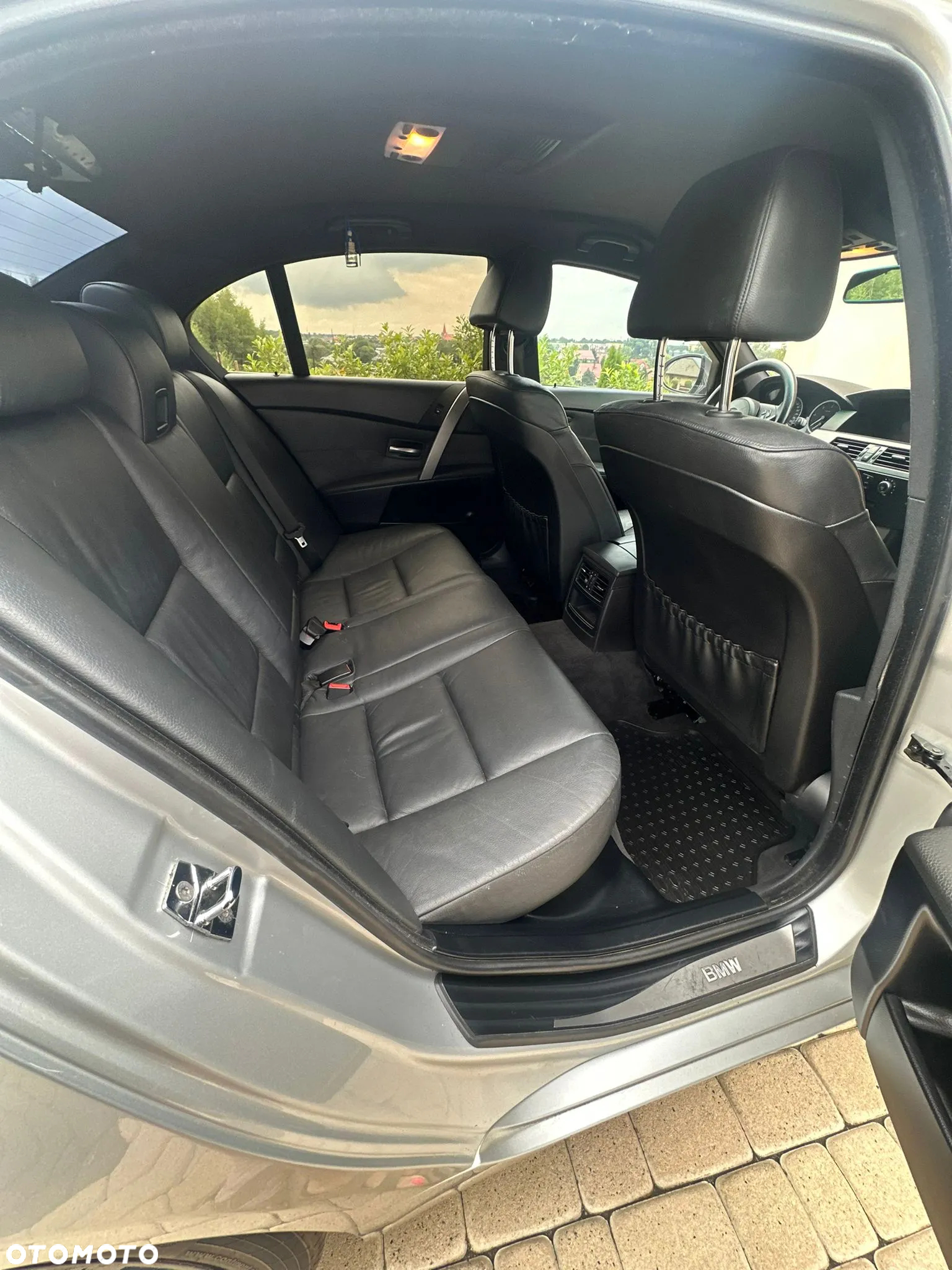 BMW Seria 5 525d - 10