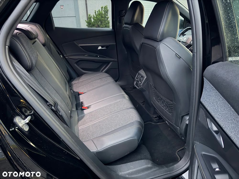 Peugeot 3008 1.6 PureTech GPF GT Line S&S EAT8 - 29