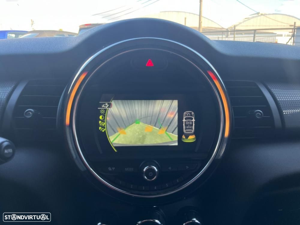 MINI Cabrio - 14