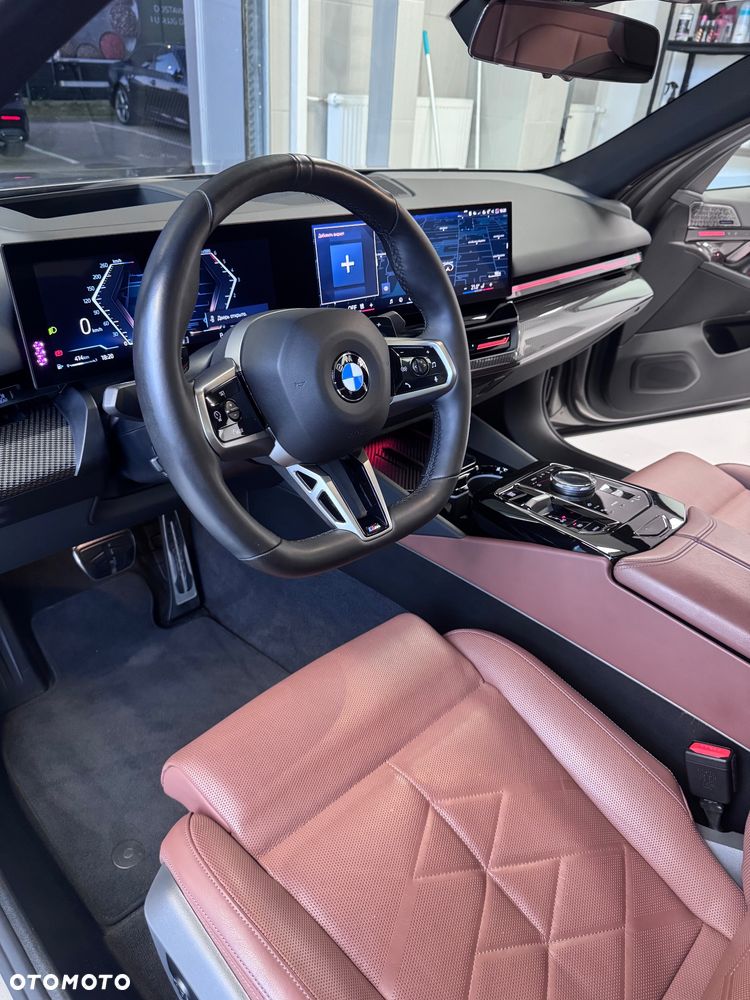 BMW Seria 5 520d xDrive mHEV M Sport Edition - 6