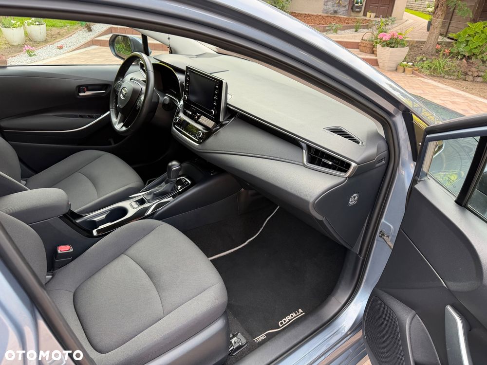 Toyota Corolla 1.8 Hybrid Comfort - 13