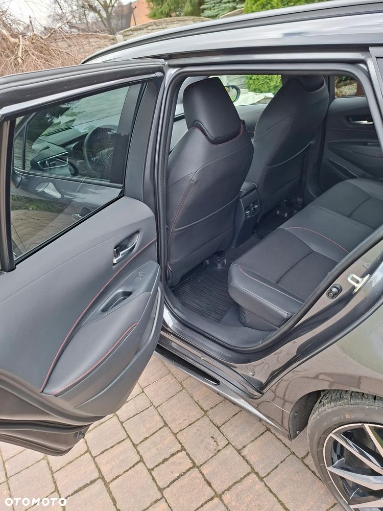 Toyota Corolla 2.0 Hybrid GR Sport - 19