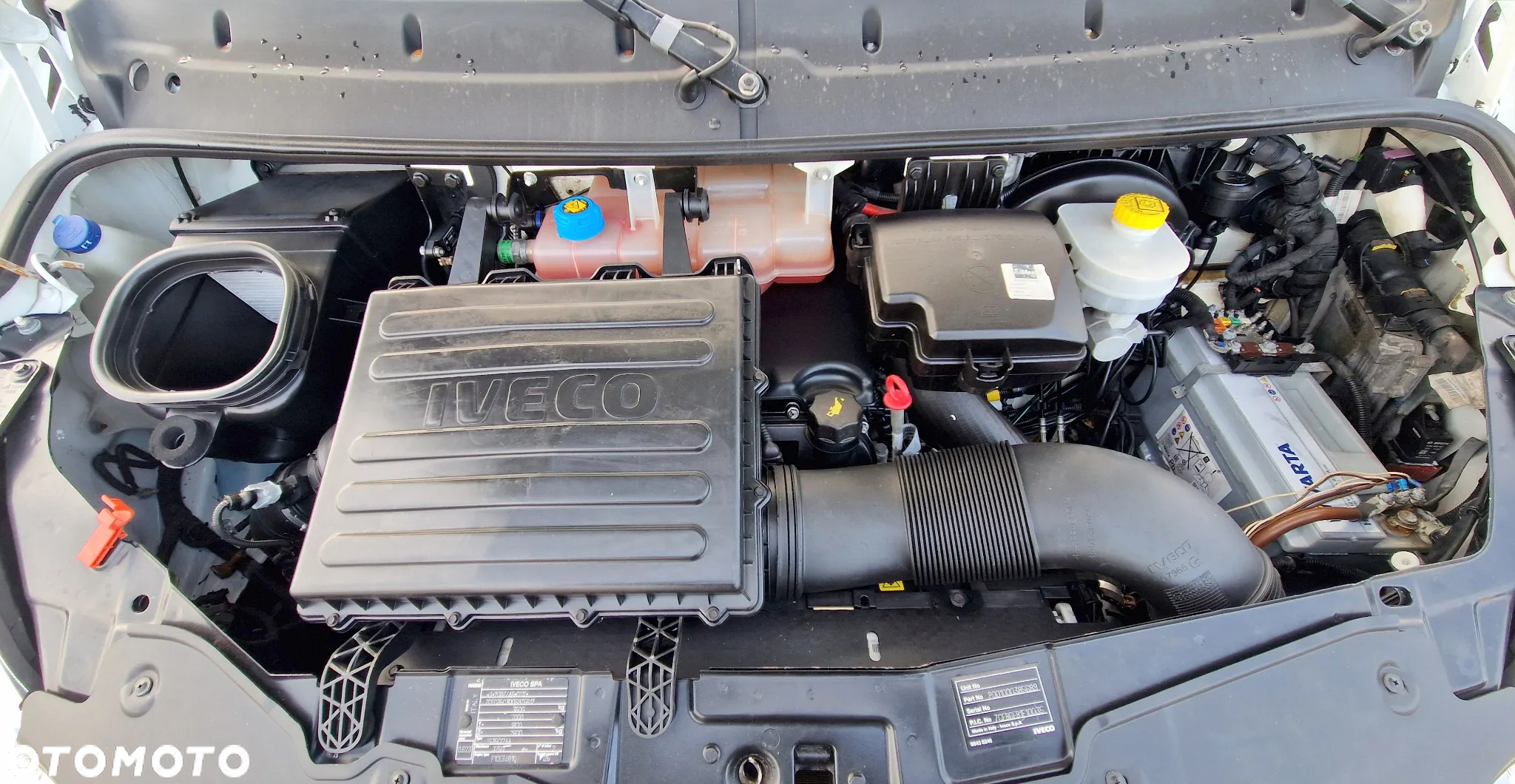 Iveco 35C17 3,0 HPI 170 KONNA DOKA 7 OSOBOWA BRYGADÓWKA 96T/KM PRZEBIEGU GWARANCJA HDS HMF 1670KG UDŻWIGU 3,3M SKRZYNIA BLIŻNIAKI DO 3,5T - 19