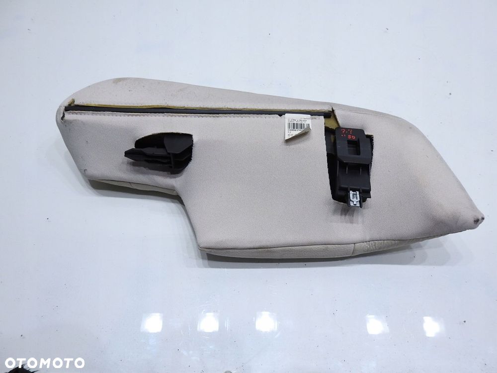 BOCZEK KANAPY PRAWY TYŁ VOLVO V50 - 5