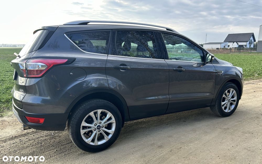 Ford Kuga 1.5 EcoBoost 2x4 Individual - 4
