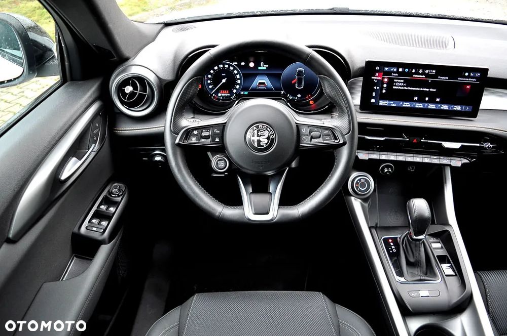 Alfa Romeo Tonale 1.5 T4 GSE mHEV TI DCT - 25