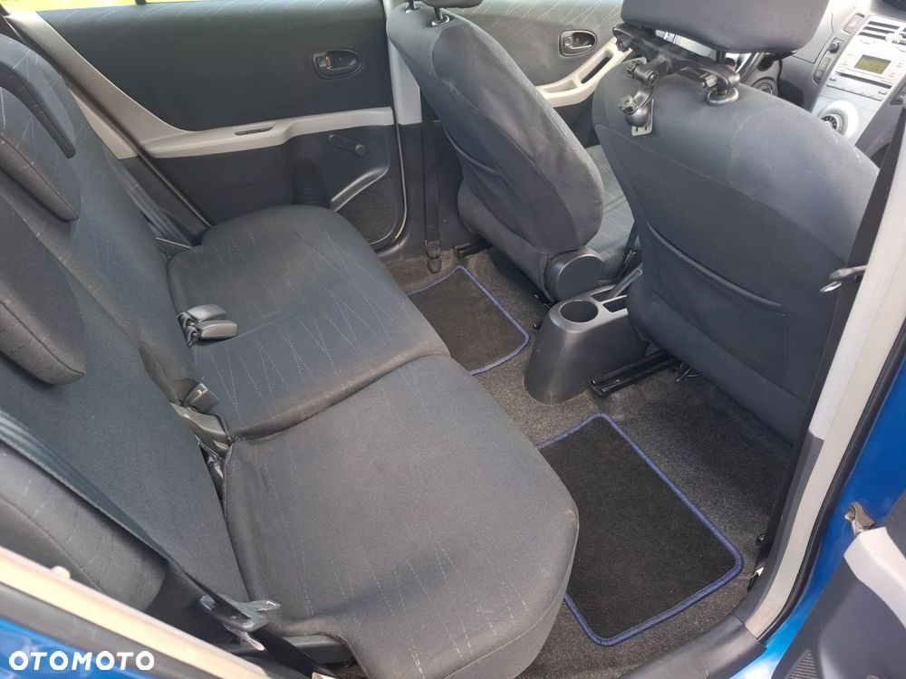Toyota Yaris 1.3 VVT-i Travel - 27
