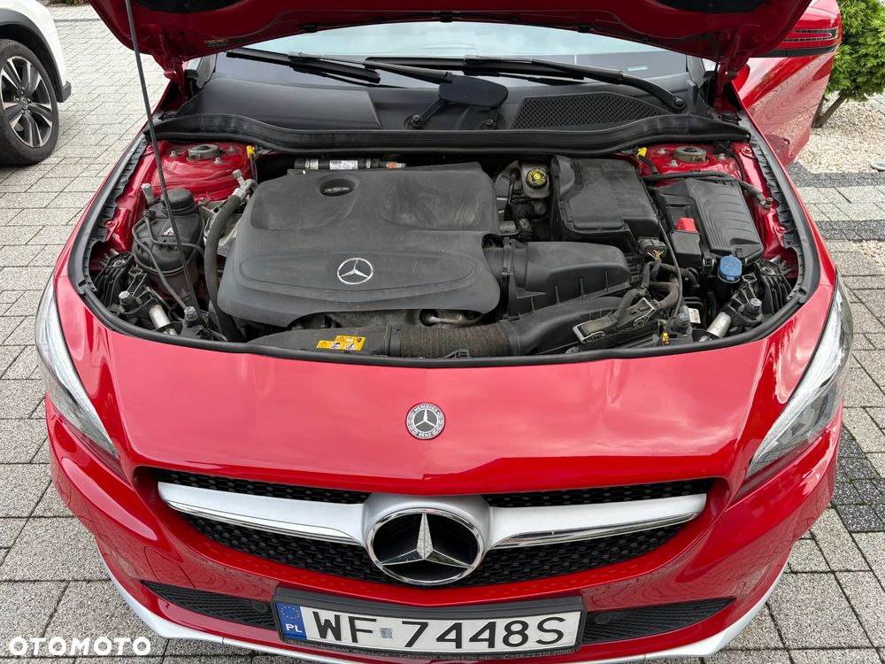 Mercedes-Benz CLA 180 7G-DCT - 6