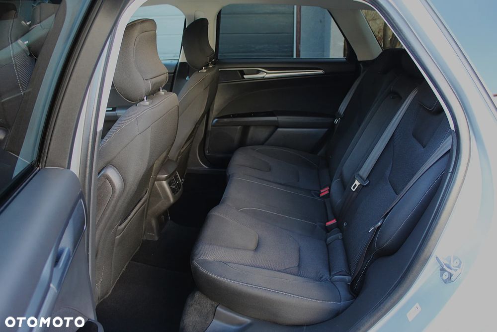 Ford Mondeo 2.0 TDCi Start-Stopp Titanium - 23