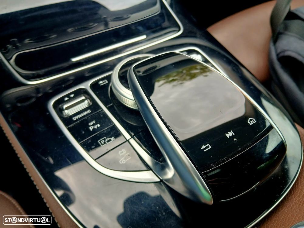 Mercedes-Benz E 300 Bluetec Hybrid Avantgarde - 30