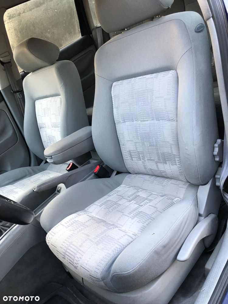 Volkswagen Passat Variant 1.9 TDI - 8