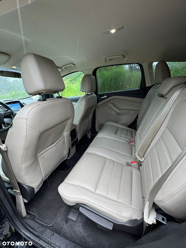 Ford Escape 2.0 EcoBoost AWD Titanium - 26