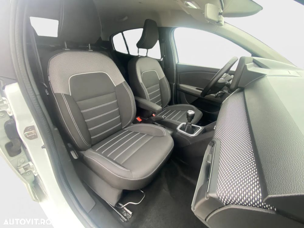 Dacia Logan TCe 90 MT6 Comfort - 9