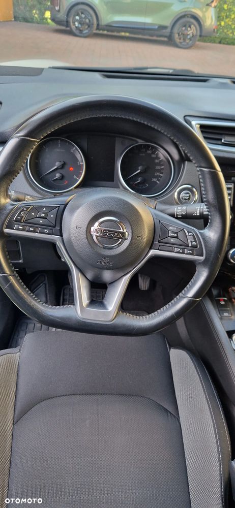 Nissan Qashqai - 13