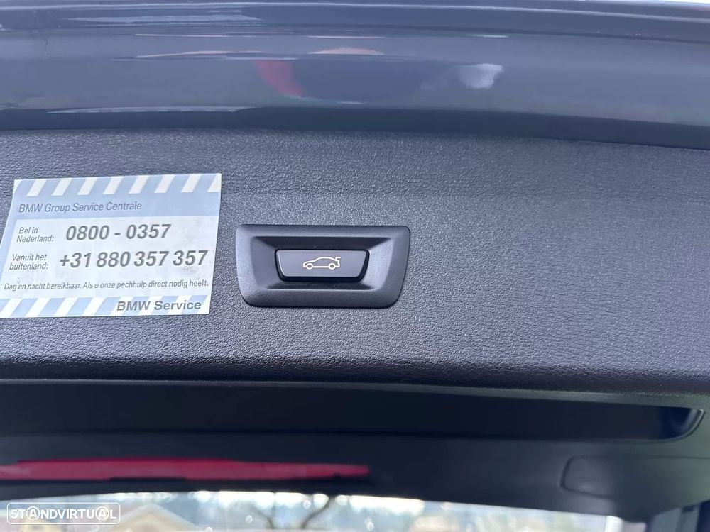 BMW X1 16 d sDrive Line Sport - 56