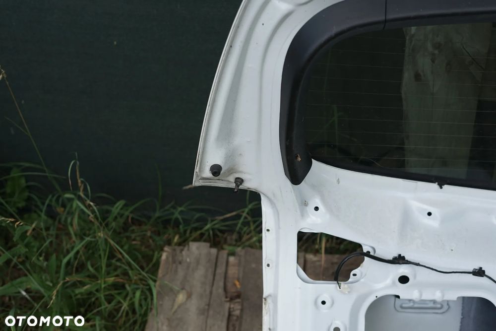 Klapa bagażnika tył Kia Sportage III HW - 11