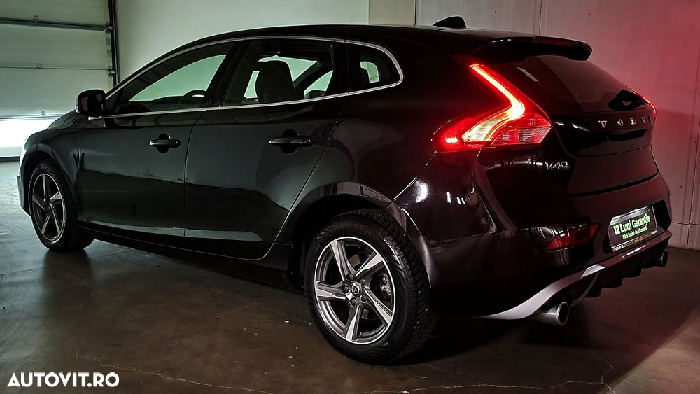 Volvo V40 D3 Geartronic RDesign - 28