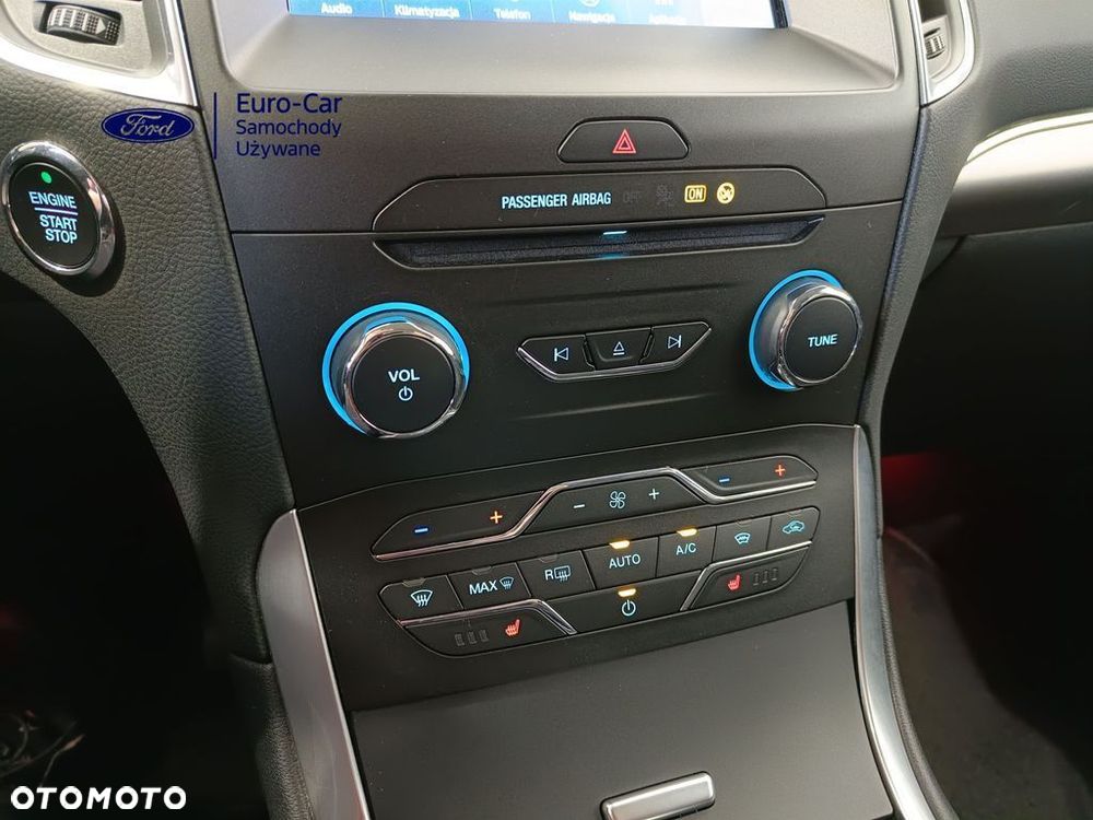 Ford S-Max 2.5 Duratec FHEV TITANIUM - 26