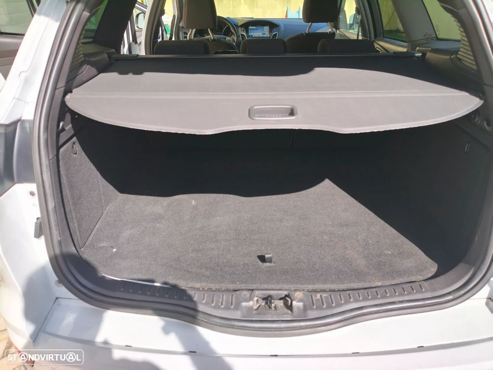 Ford Focus SW 1.5 TDCi ST-Line - 20