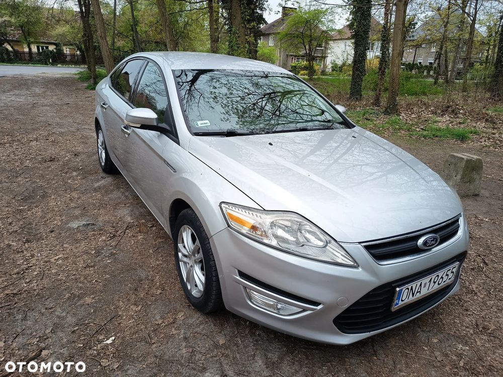 Ford Mondeo 2.0 Ghia - 9