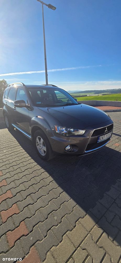 Mitsubishi Outlander 2.0 Intense + 2WD EU5 - 1