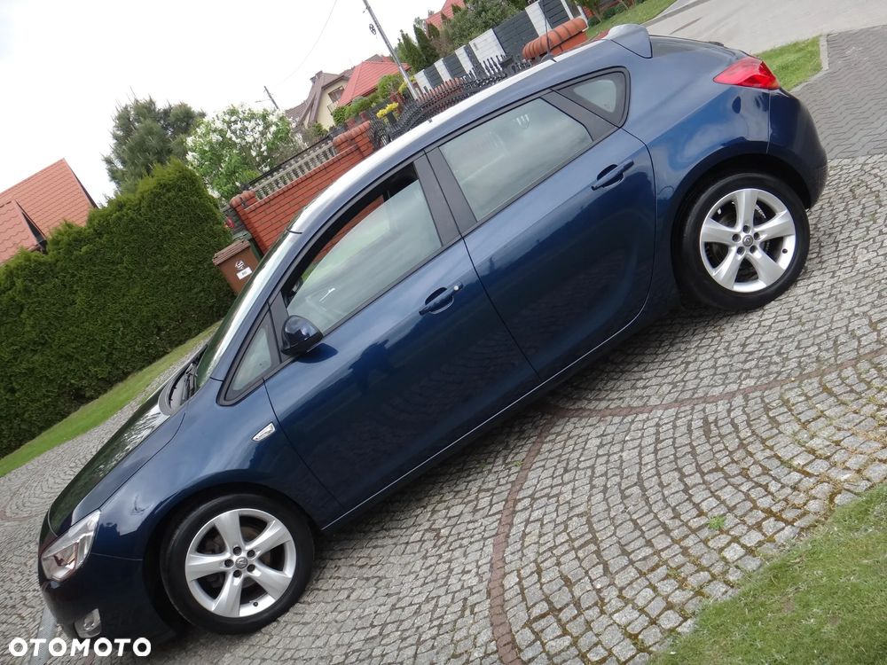 Opel Astra 1.6 Edition Sport - 22
