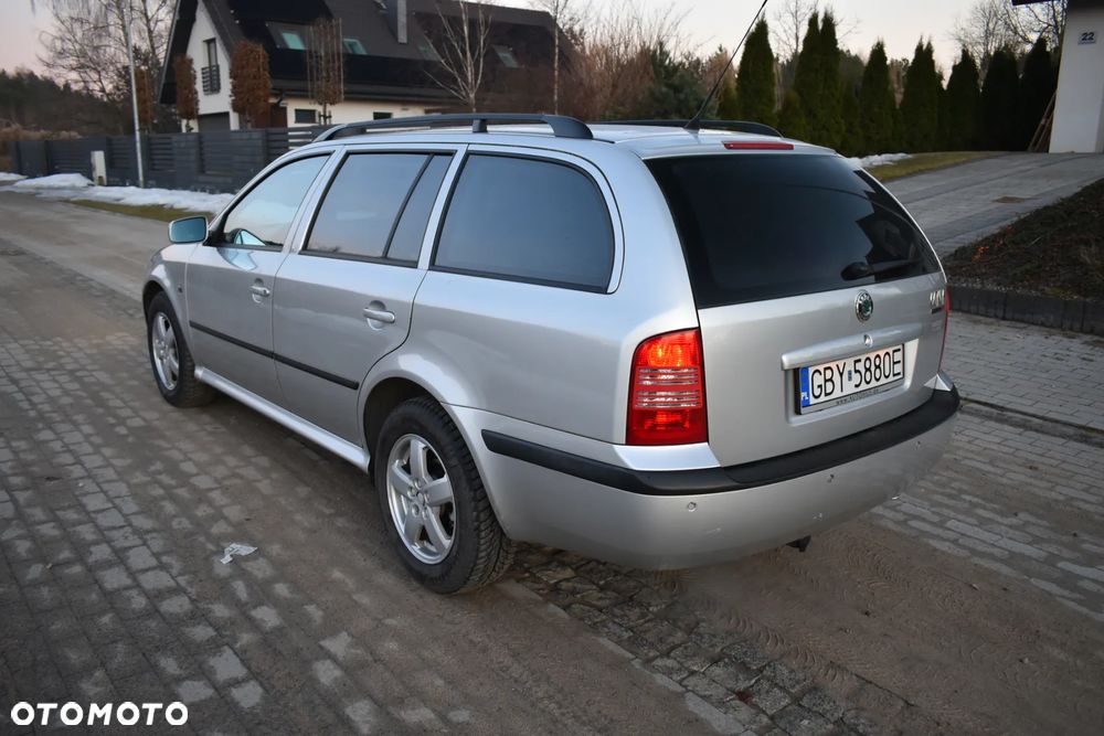Skoda Octavia 1.9 TDI PD Combi Elegance - 5