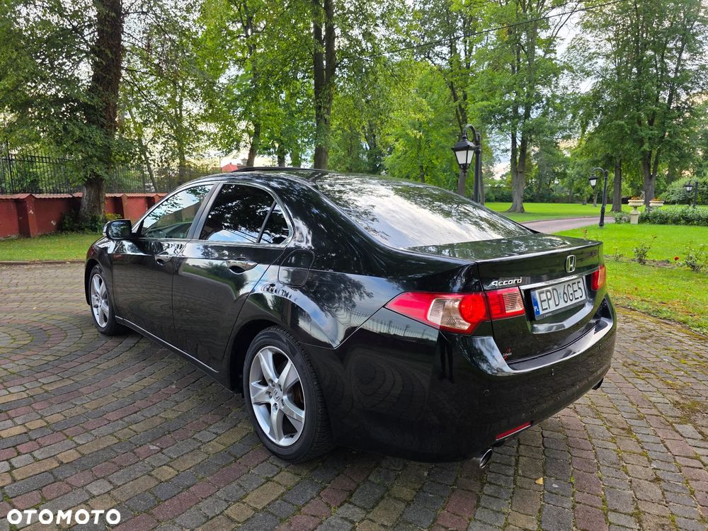 Honda Accord 2.4 Executive - 3