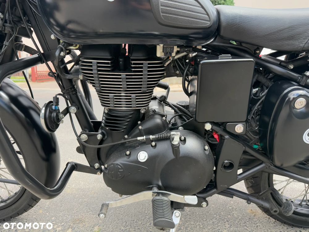 Royal Enfield Bullet - 13